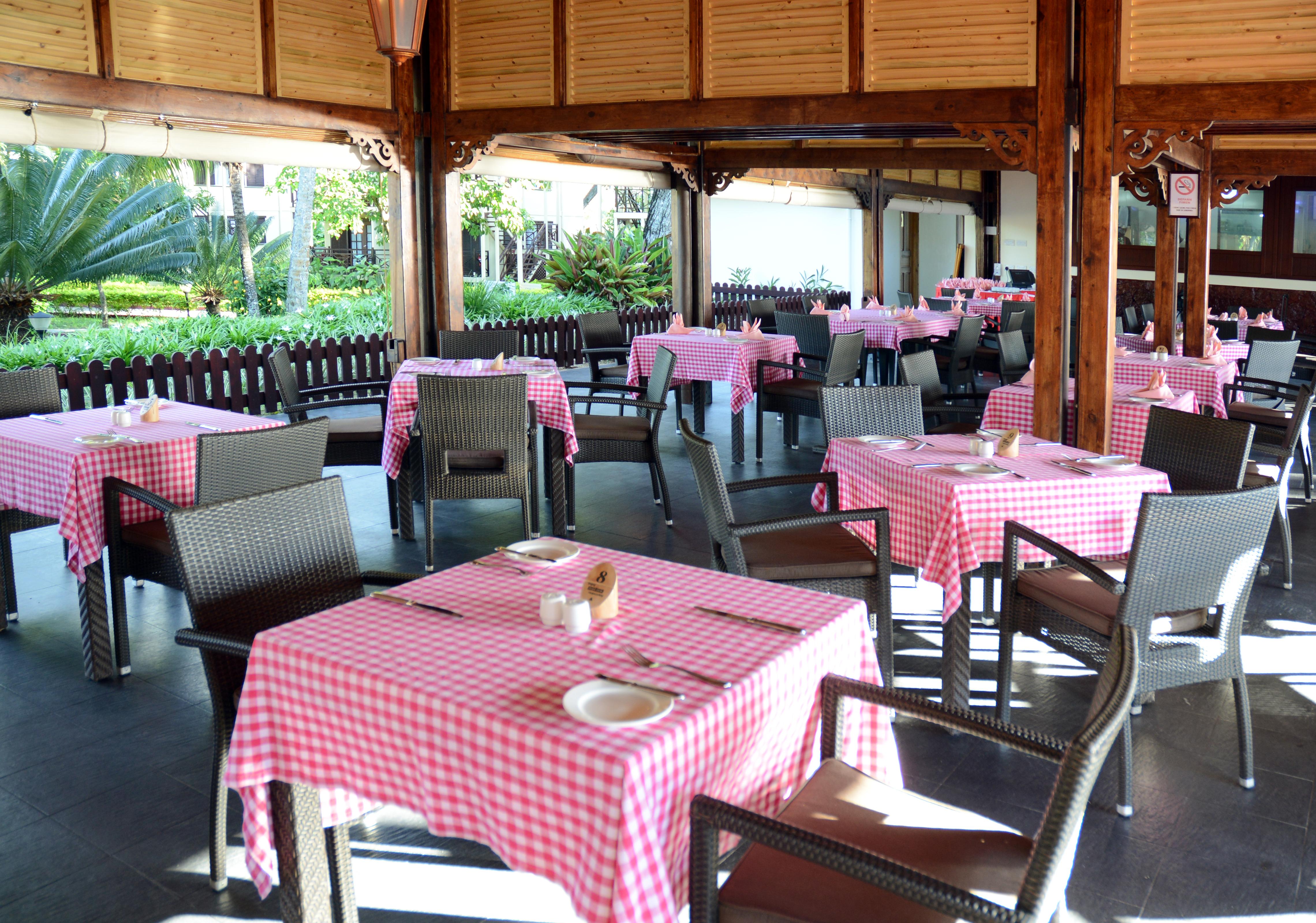 Berjaya Beau Vallon Bay Resort & Casino Exterior photo